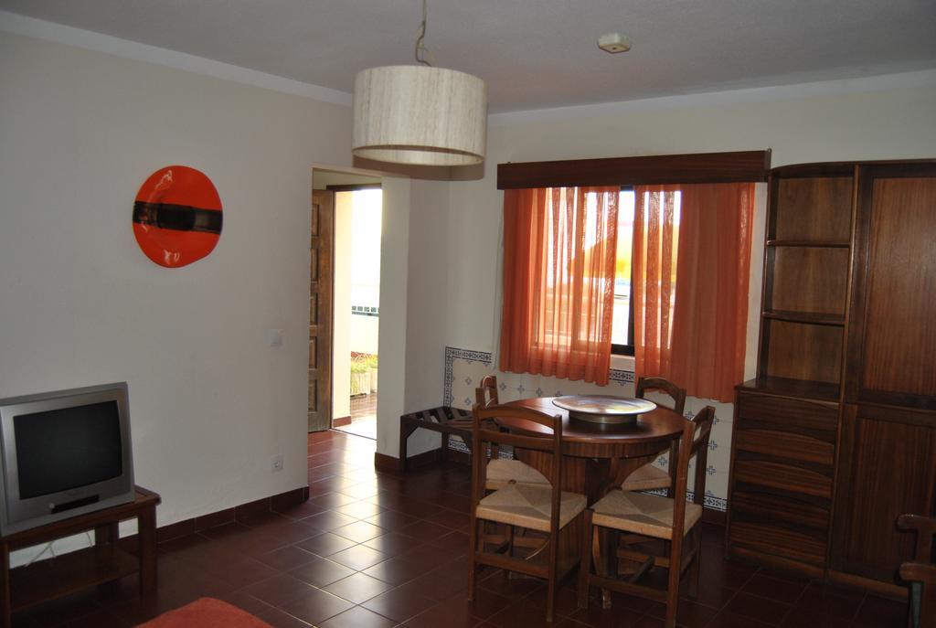 Apartamentos Olhos Do Mar Albufeira Dış mekan fotoğraf